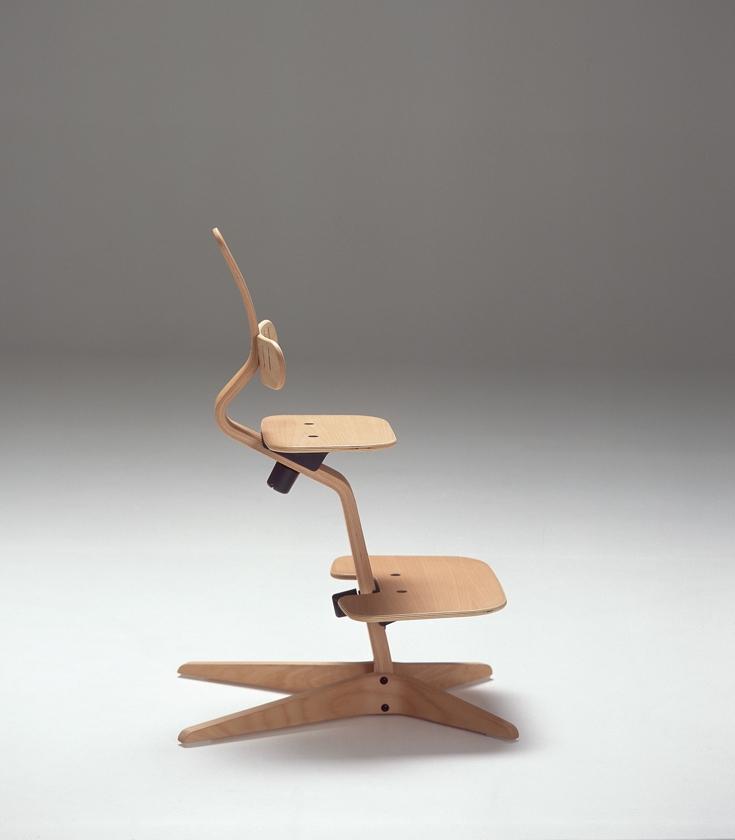 Sitti adjustable childrens chair Sitti adjustable childrens chair
