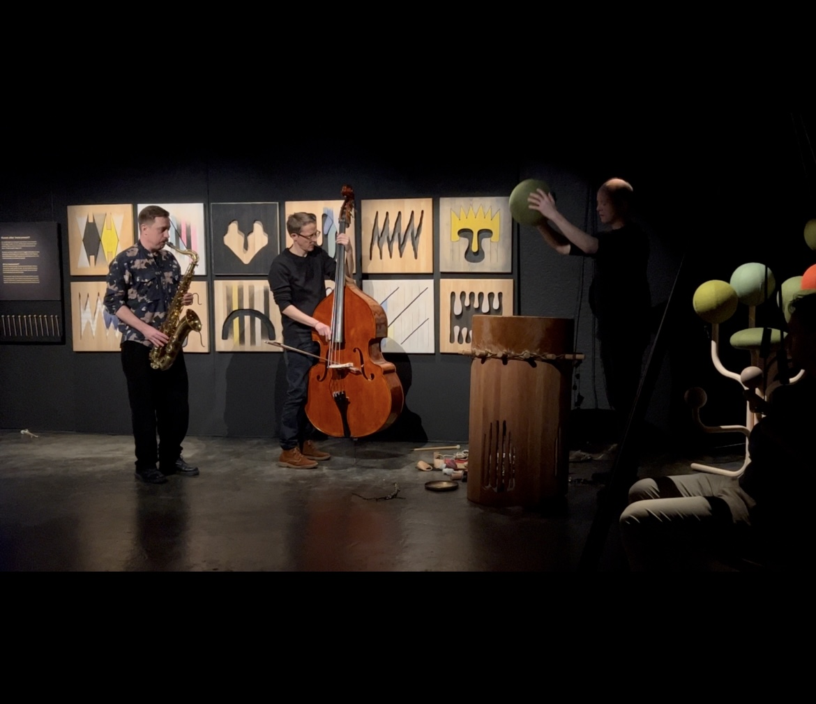 Exhibition Roros - pop up concert