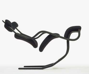 Gravity chair by peter opsvik 